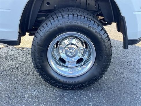 Used 2024 RAM 3500 Big Horn image 13