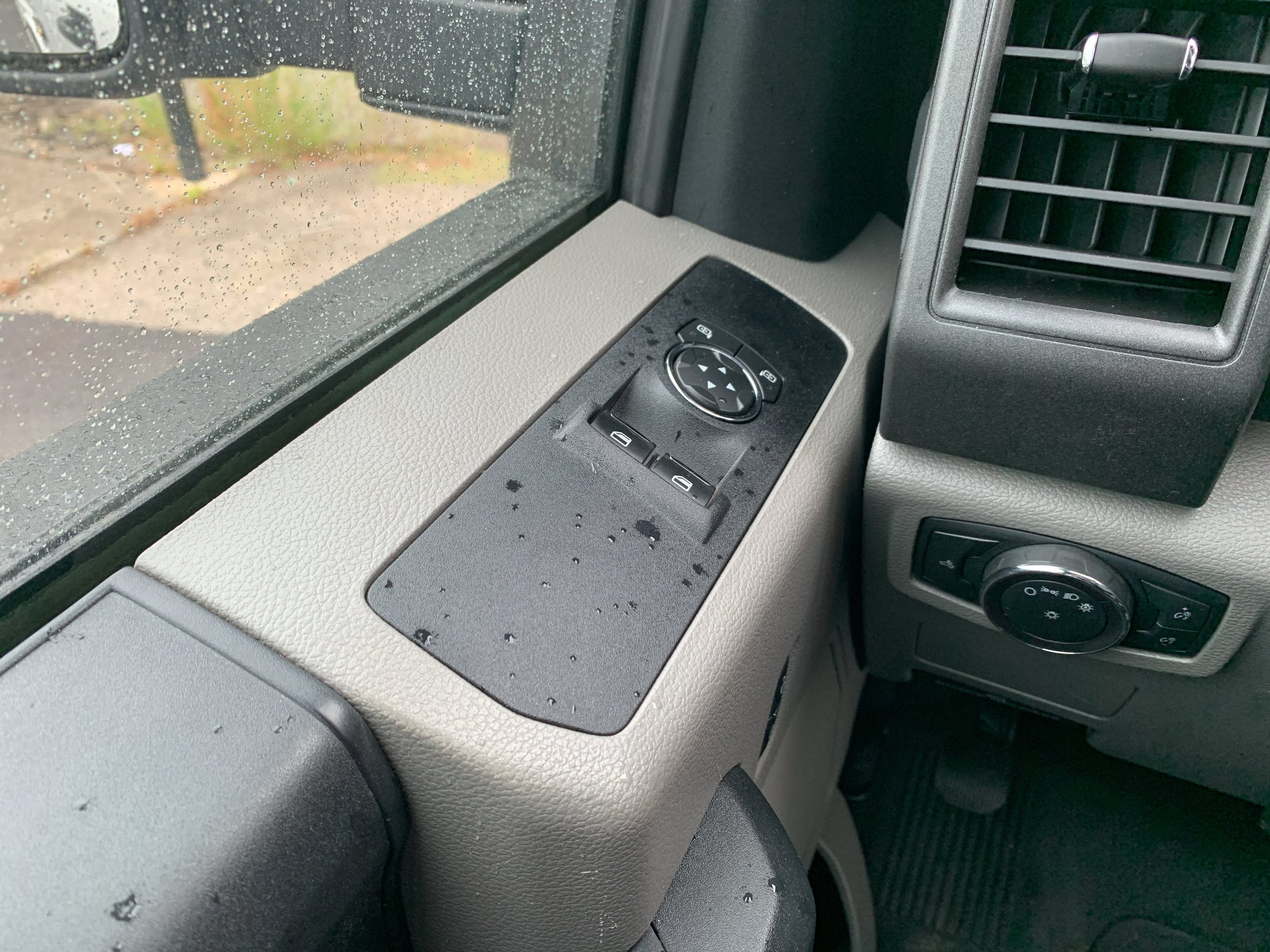 Used 2019 Ford F350 XL w/ Power Equipment Group RWD image 13