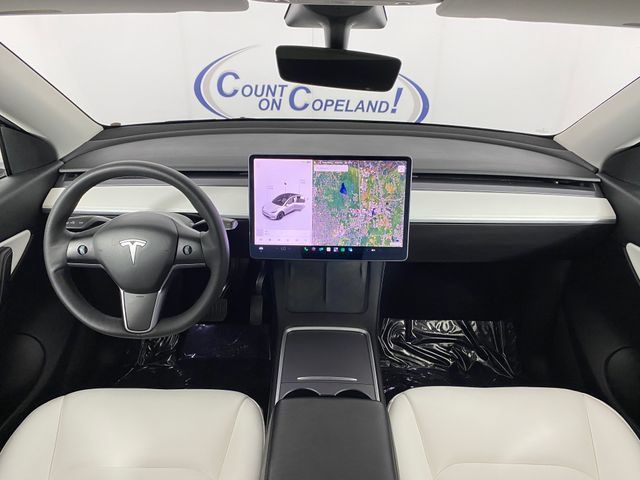 Used 2021 Tesla Model Y Long Range AWD/4WD image 12