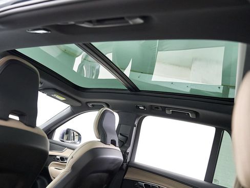 New 2026 Volvo XC90 B5 Plus w/ Protection Package AWD/4WD image 23