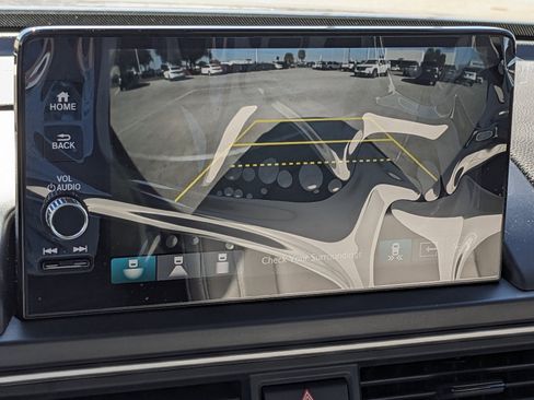 Used 2025 Honda Pilot EX-L image 14