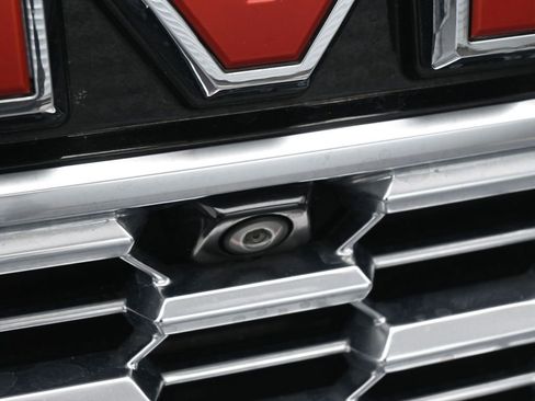 Used 2022 GMC Yukon Denali w/ Denali Premium Package image 58