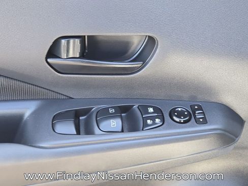 Used 2025 Nissan Kicks Play S FWD image 20