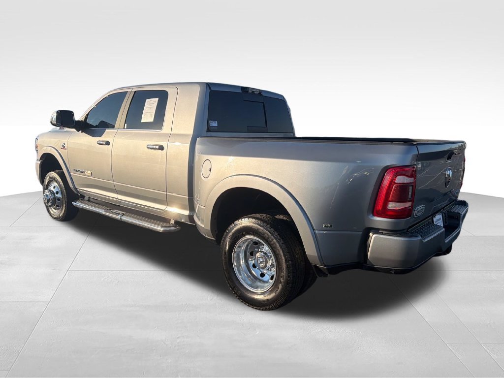 Used 2022 RAM 3500 Limited AWD/4WD image 3