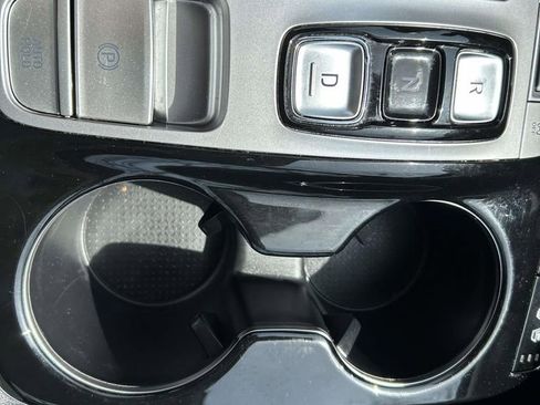 Used 2023 Hyundai Tucson Limited image 24