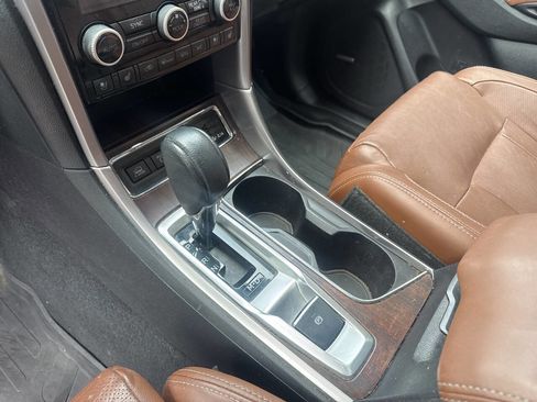 Used 2019 Subaru Ascent Touring w/ Popular Package #2A image 20