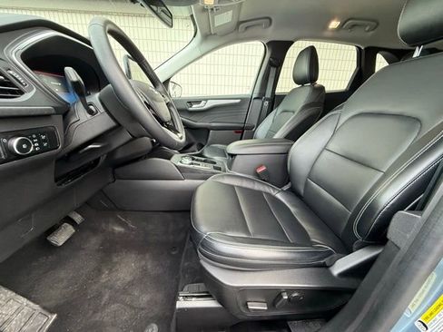 Used 2023 Ford Escape Platinum image 21