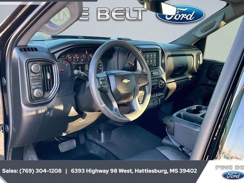 Used 2024 Chevrolet Silverado 2500 Custom w/ Custom Convenience Package image 13