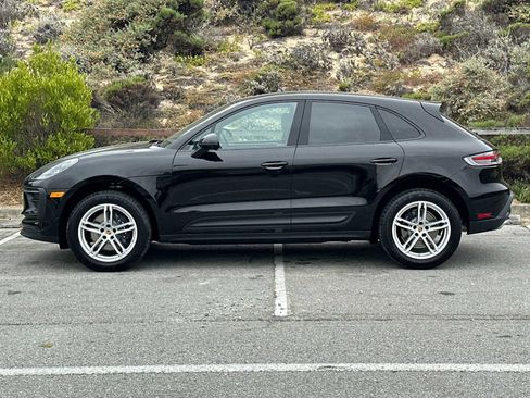 New 2025 Porsche Macan image 2