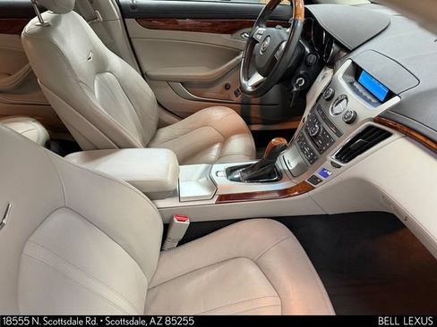 Used 2011 Cadillac CTS Luxury RWD image 11