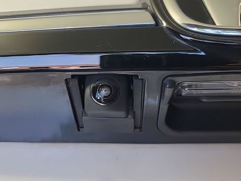 Certified 2022 Honda Odyssey Touring image 9