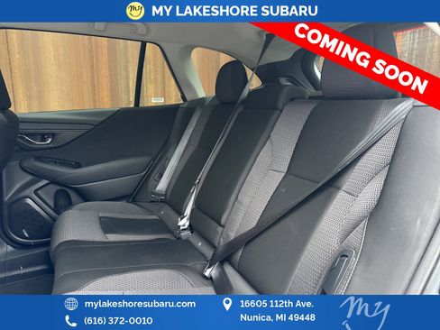 Used 2025 Subaru Outback Premium image 14