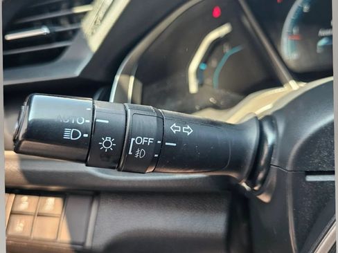 Used 2020 Honda Civic EX-L image 17