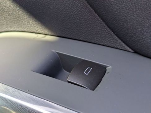 New 2026 Chevrolet Traverse LT w/ Sun and Wheel Package image 38