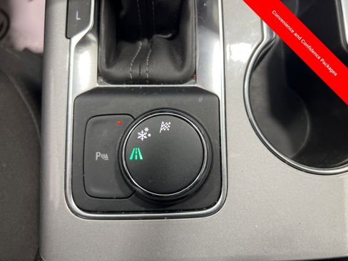 Used 2019 Chevrolet Blazer LT image 18