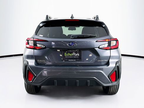 Used 2024 Subaru Crosstrek 2.0i Premium image 7