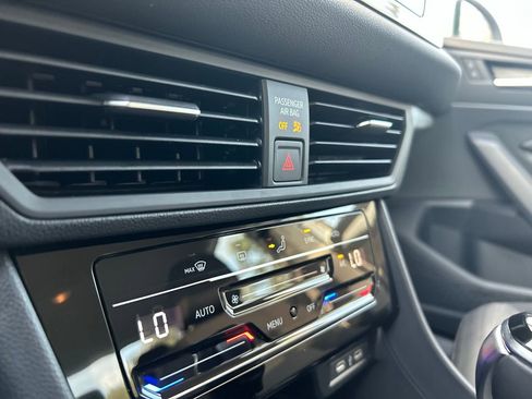 Used 2025 Volkswagen Jetta S image 46