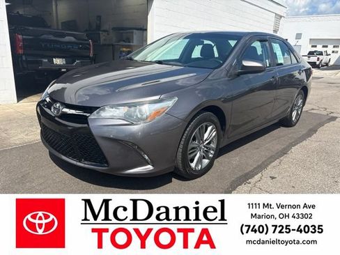 Used 2016 Toyota Camry SE FWD image 1