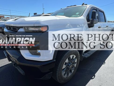 Used 2021 Chevrolet Silverado 2500 Custom w/ Custom Convenience Package AWD/4WD image 1
