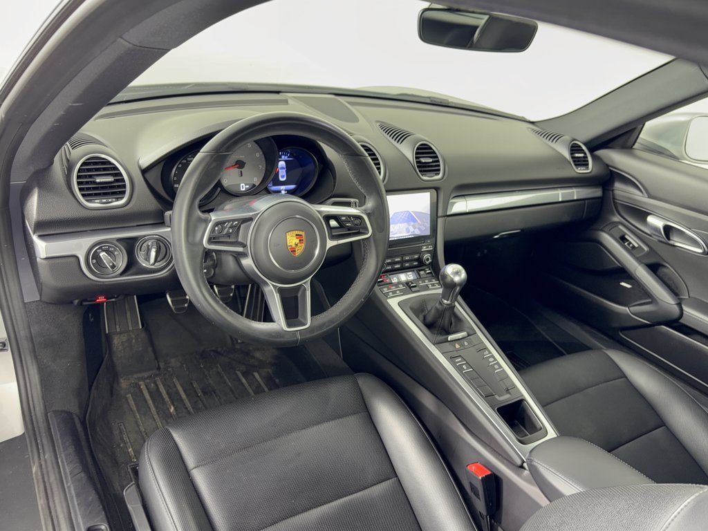 Certified 2021 Porsche 718 Cayman S RWD image 17