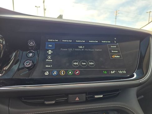 Used 2022 Buick Envision Avenir w/ Technology Package II image 16