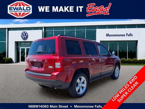 Used 2015 Jeep Patriot Latitude AWD/4WD image 7