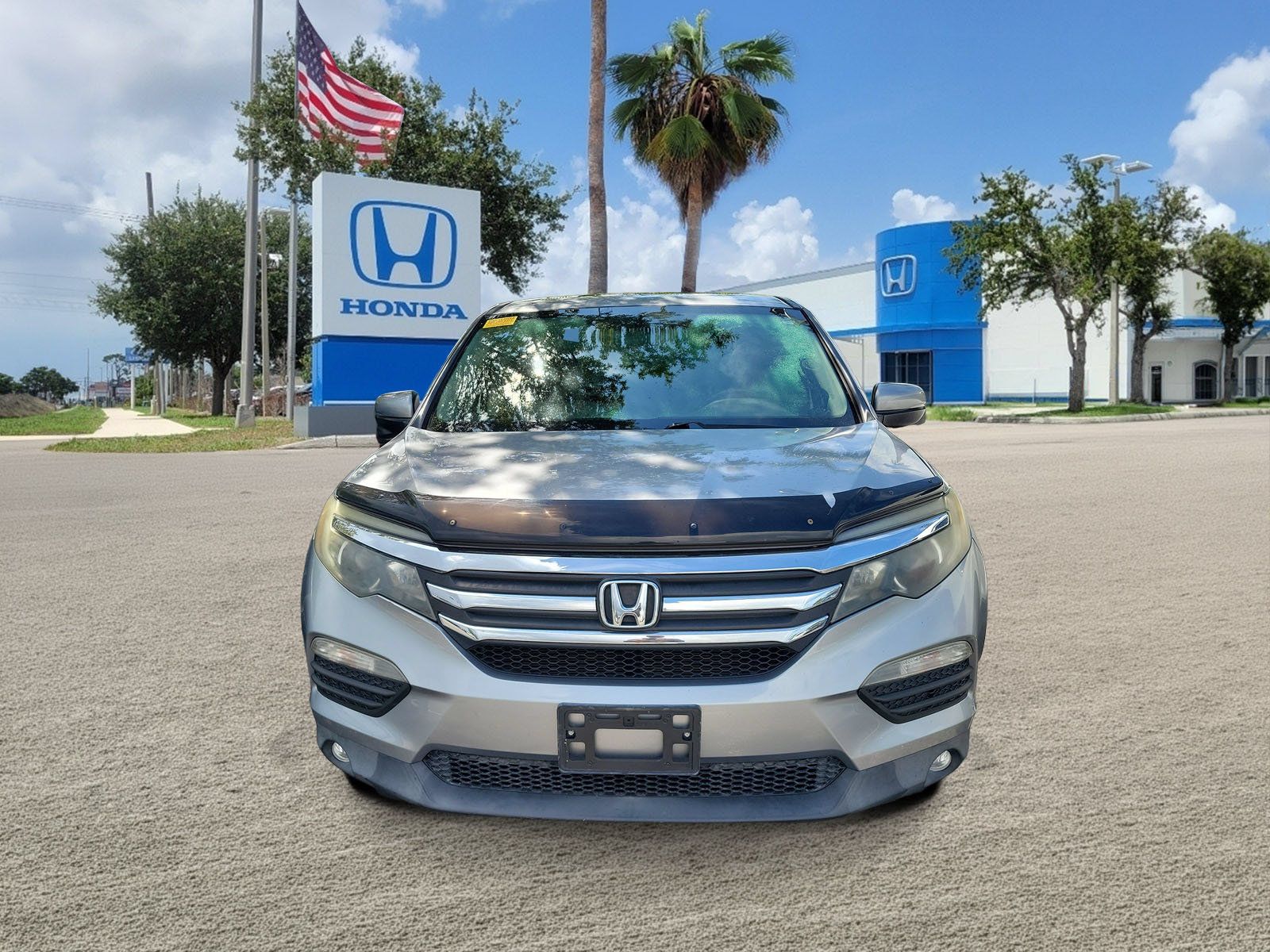 Used 2017 Honda Pilot EX-L image 2