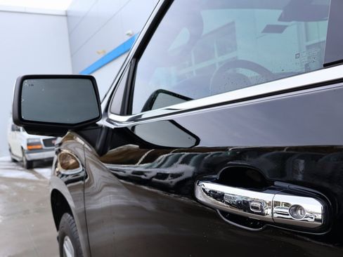 Used 2019 Chevrolet Silverado 1500 High Country w/ Z71 Off-Road Package image 11