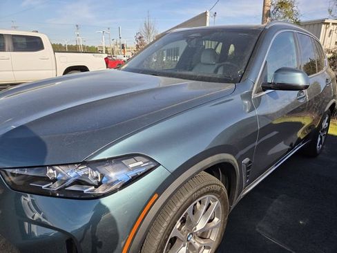 Used 2026 BMW X5 xDrive40i w/ Premium Package image 11