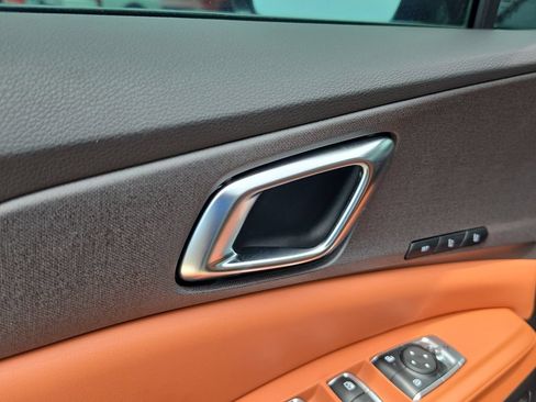 New 2026 Kia Carnival EX FWD image 19