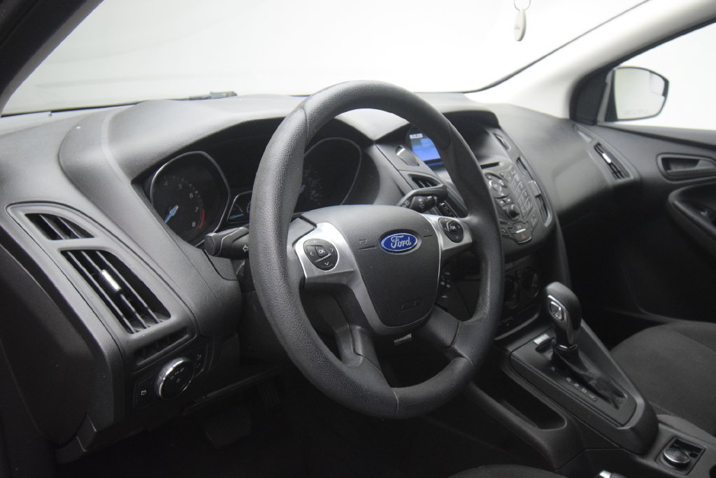 Used 2013 Ford Focus S FWD image 12