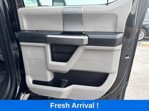 Used 2020 Ford F250 XLT w/ XLT Premium Package AWD/4WD image 12