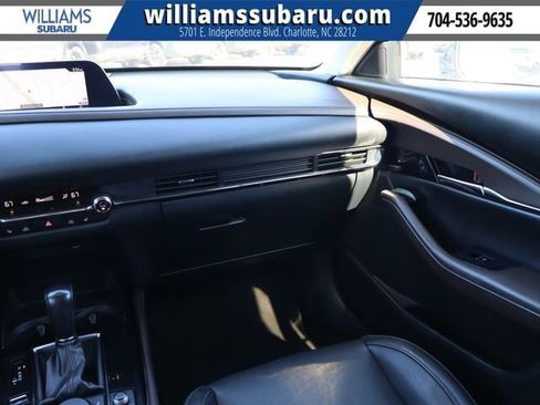 Used 2021 MAZDA CX-30 FWD 2.5 S w/ Premium Package image 15