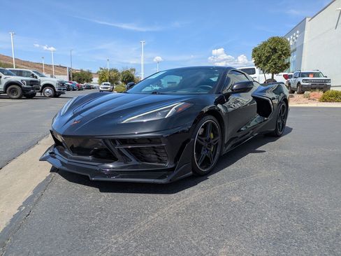 Used 2021 Chevrolet Corvette Stingray Preferred Conv w/ Z51 Performance Package RWD image 7