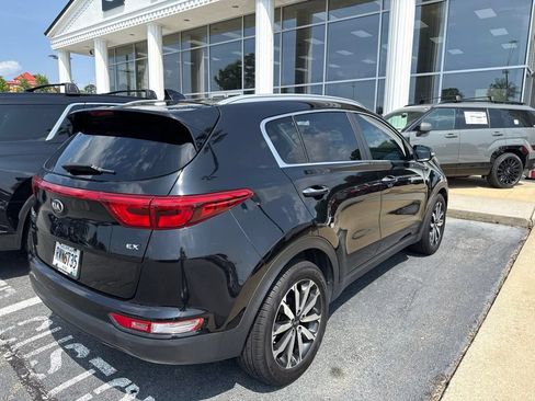 Used 2018 Kia Sportage EX FWD image 4