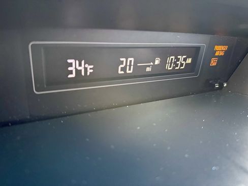 Used 2015 Subaru Crosstrek 2.0i Limited image 24