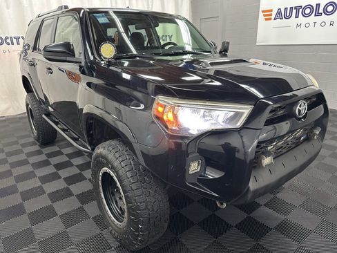 Used 2016 Toyota 4Runner Trail image 2