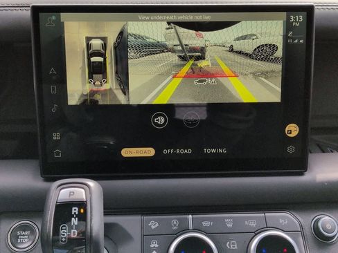 Used 2023 Land Rover Defender 110 V8 image 31