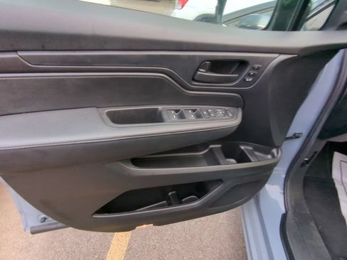 Used 2025 Honda Odyssey Sport-L image 8