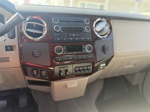Used 2010 Ford F350 Lariat RWD image 10