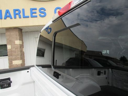 Used 2019 Ford F150 XLT w/ Equipment Group 302A Luxury AWD/4WD image 39