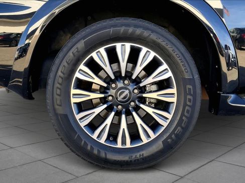 Used 2022 Nissan Armada SL w/ Midnight Edition Package image 10