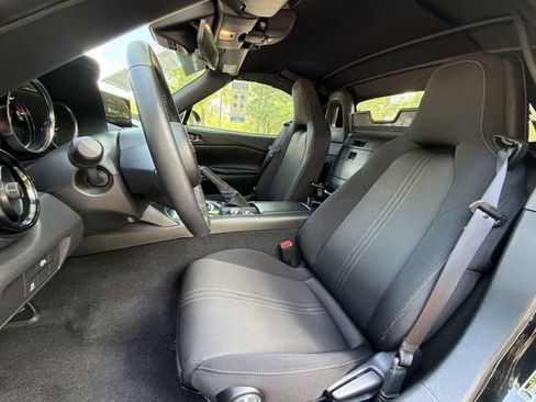 Used 2025 MAZDA MX-5 Miata Sport RWD image 11
