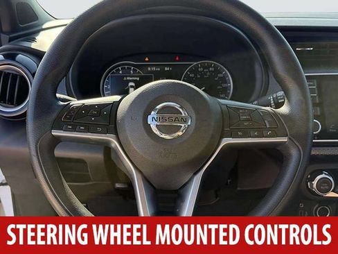 Used 2020 Nissan Kicks SV FWD image 7