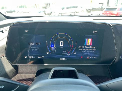 Used 2024 Chevrolet Traverse RS w/ LPO, Floor Liner Package AWD/4WD image 26