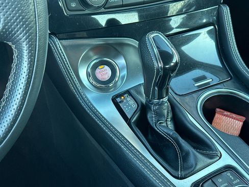 Used 2023 Nissan Maxima SV w/ Floor Mat Group image 30