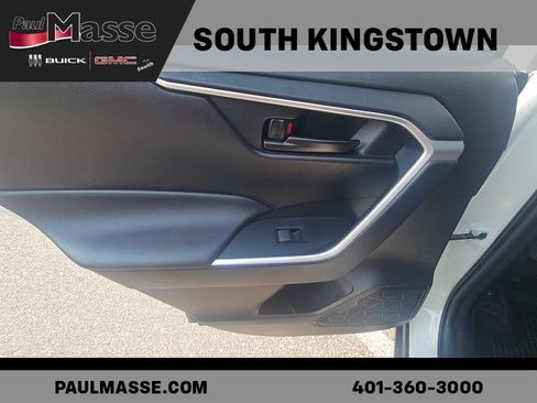 Used 2023 Toyota RAV4 LE AWD/4WD image 22
