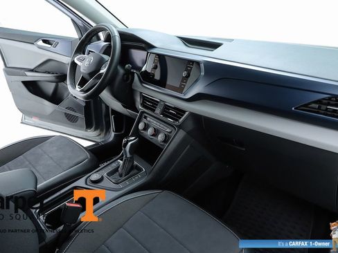 Used 2022 Volkswagen Taos SE image 33