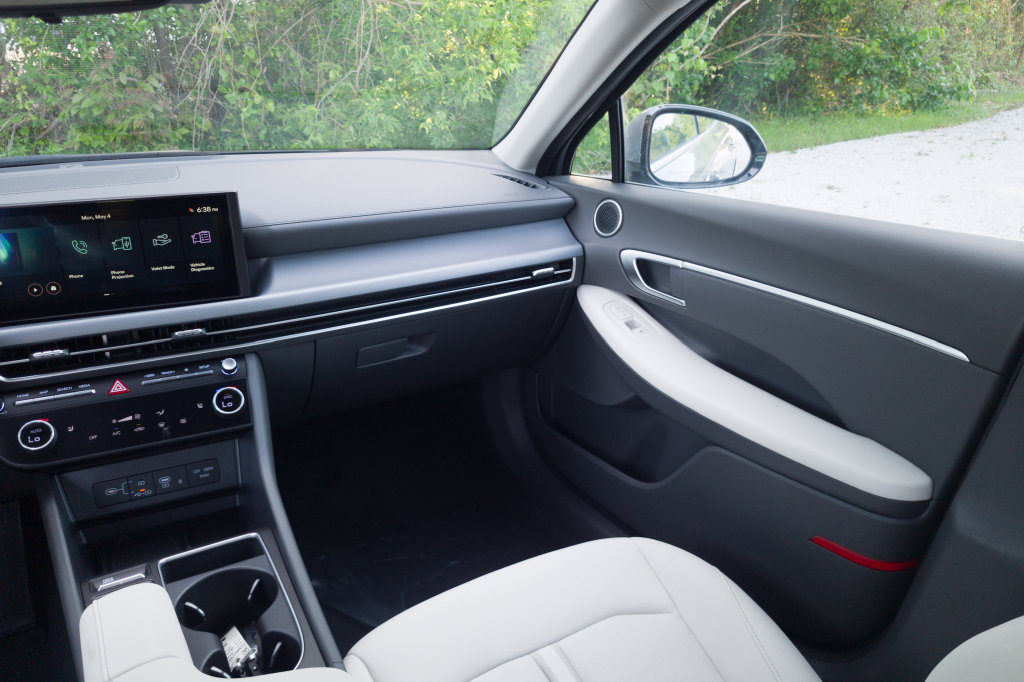 New 2027 Hyundai Sonata SEL FWD image 14