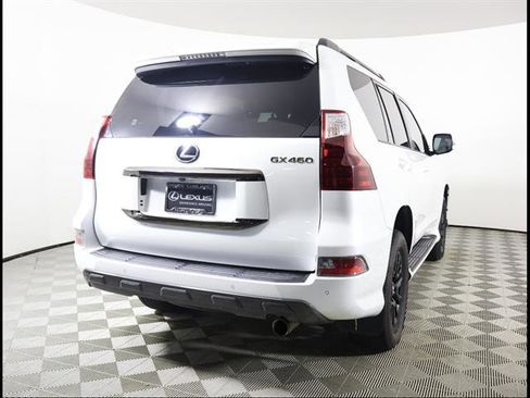 Used 2022 Lexus GX 460 w/ Black Line Special Edition AWD/4WD image 5